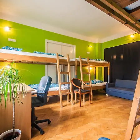 Auberge de jeunesse Alice *